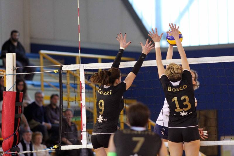 Volley Garlasco - Un sogno solidale-Volley  2001 Garlasco