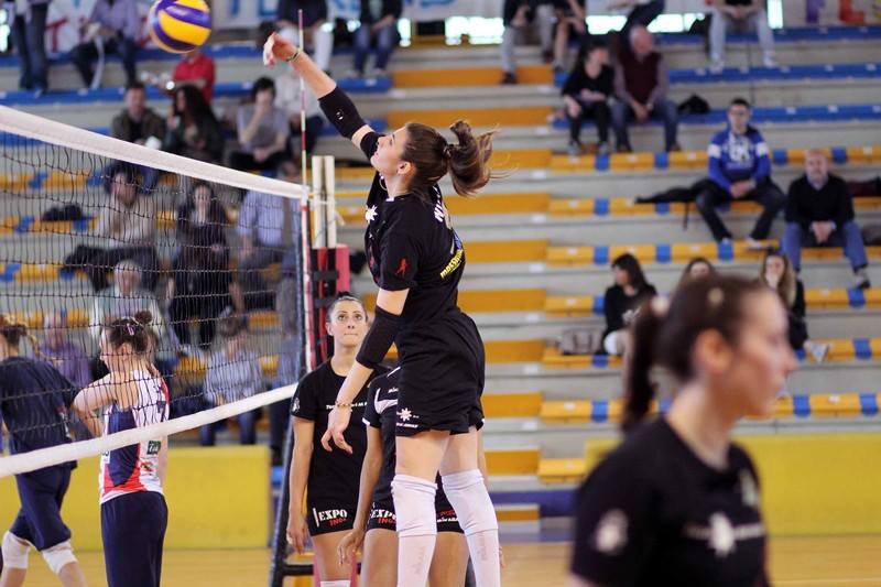 Volley Garlasco - Un sogno solidale-Volley  2001 Garlasco