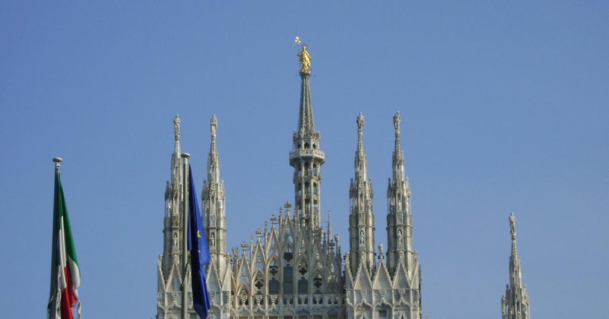 Ascolta TELEFONO AMICO-Tiziana Bedani