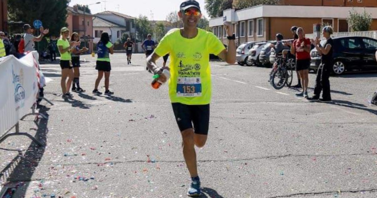 1 Metro di: Maratona di Claudio Di Toma 1 Metro di: Maratona-Claudio Di Toma